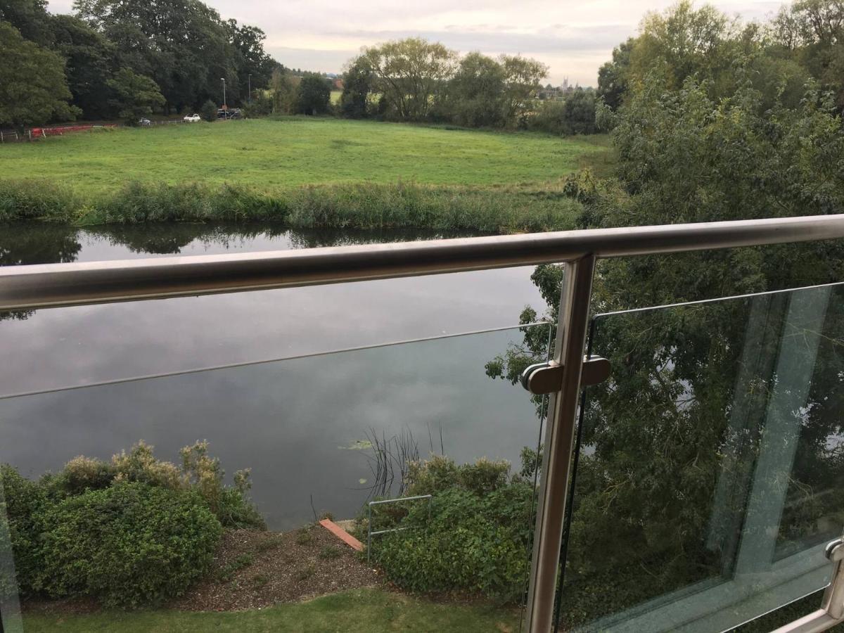 Penthouse Apartment On The River - 65 Skipper Way Saint Neots Exteriér fotografie
