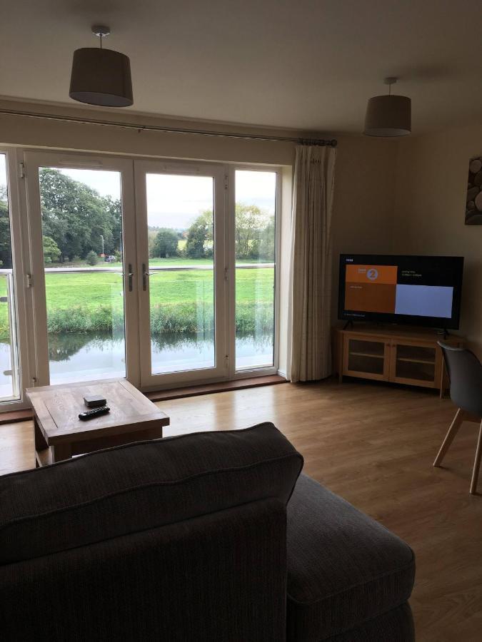 Penthouse Apartment On The River - 65 Skipper Way Saint Neots Exteriér fotografie